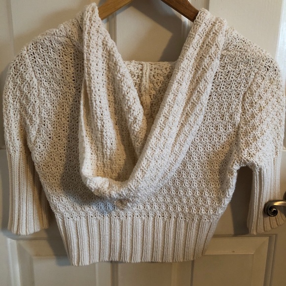 Guess Crop Knit Sweater 🤍 - Picture 2 of 3